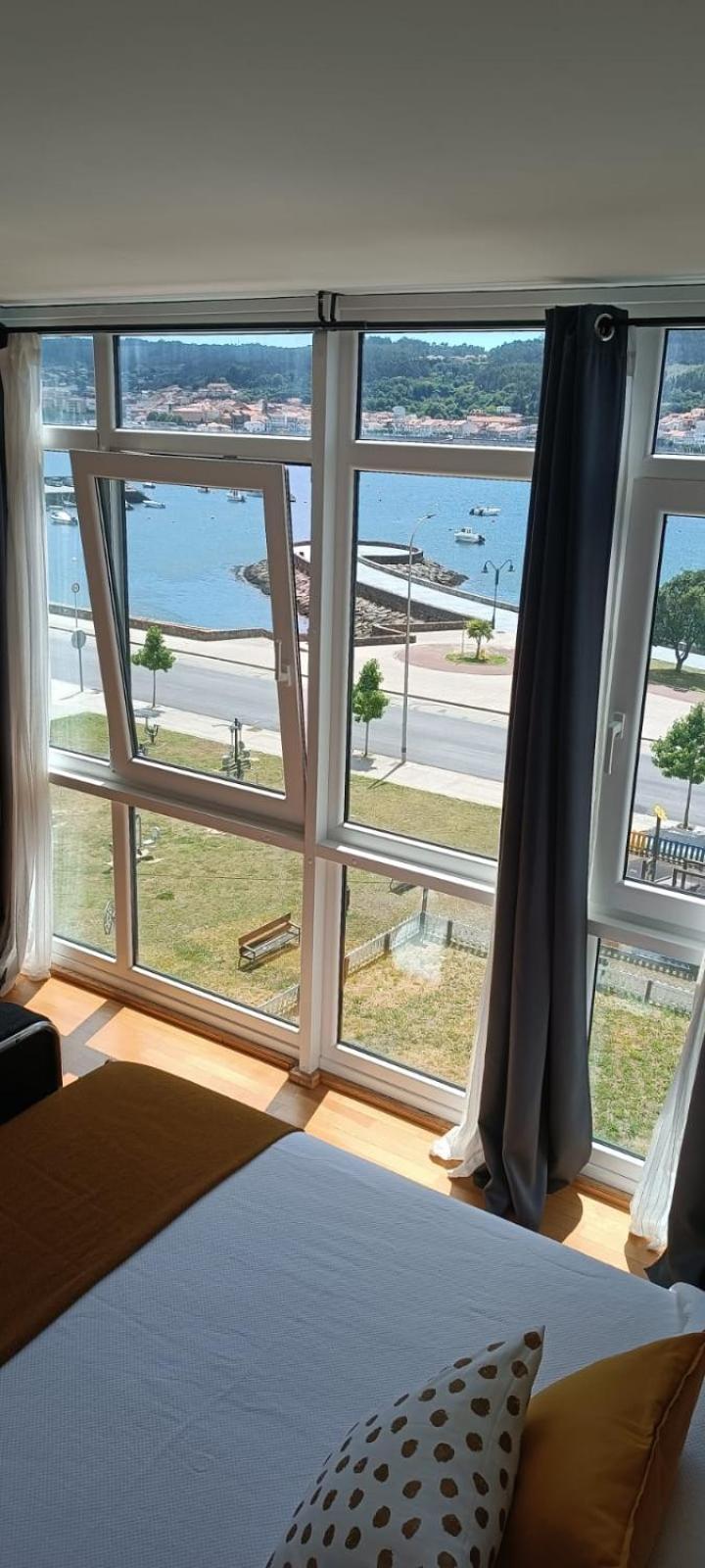 Apartamento Estupendas Vistas Al Mar Cee Exterior photo